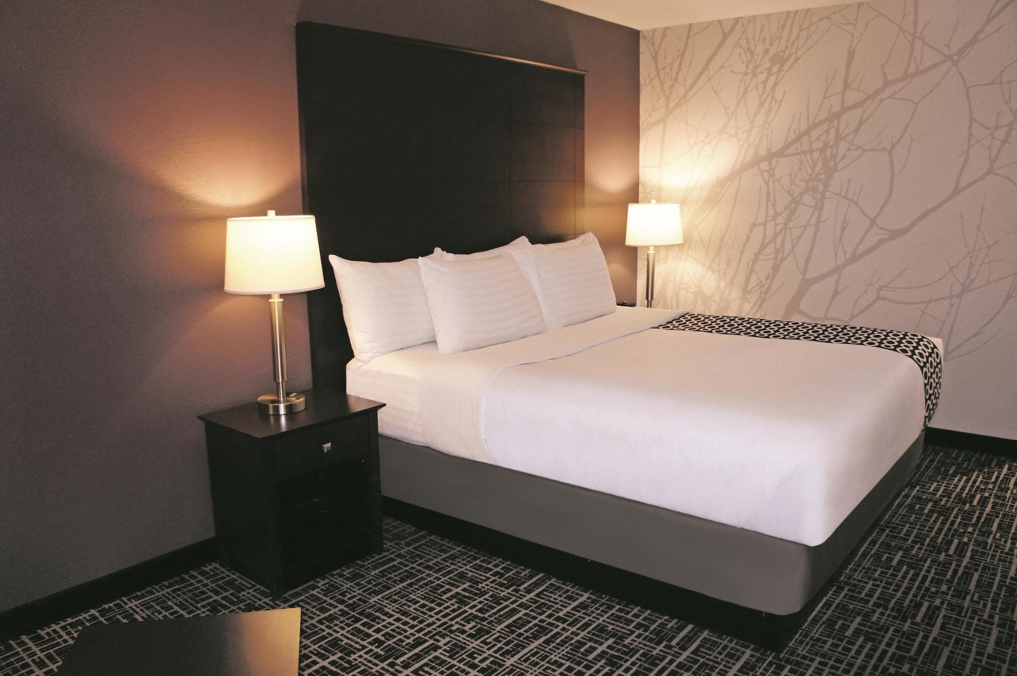 Hotel La Quinta By Wyndham Denver Medical